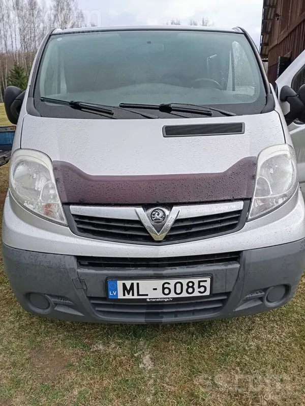 Pārdod: Opel Vivaro-(Vauxhall) 2.0 dīzelis – labs darba un ikdienas auto.