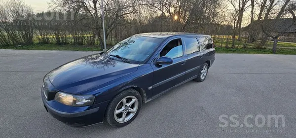 Volvo Dīzelis, manuāls, 5 robi , āķis uz skati darīts-sv