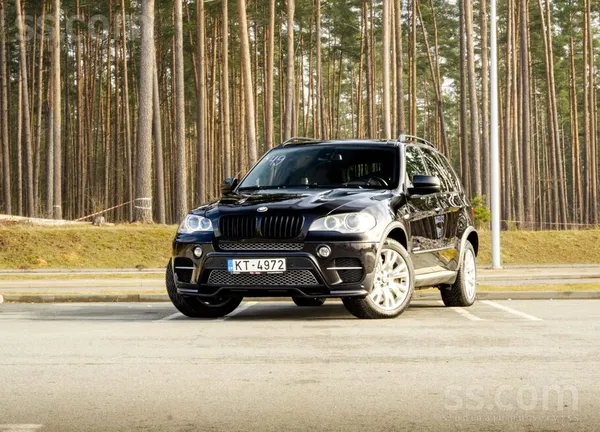 BMW BMW X5 Xdrive50I 4.4l benzīns. 300kw