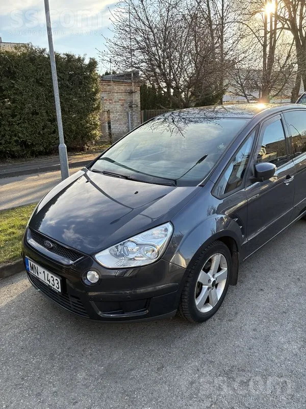 Pārdodu auto labā stāvoklī. Ir veikta pretrūsas apstrāde , apakšai, durvīm,