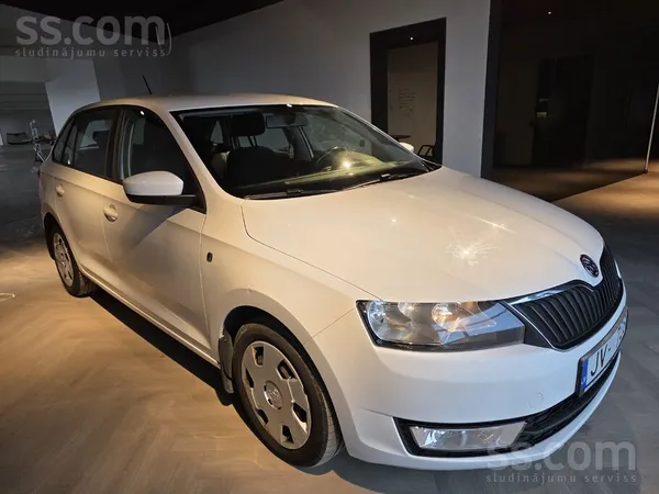 Pārdodu Škoda Rapid, 2015. gada izlaidums ar 1.6 Tdi dīzeļdzinēju. 

Labs