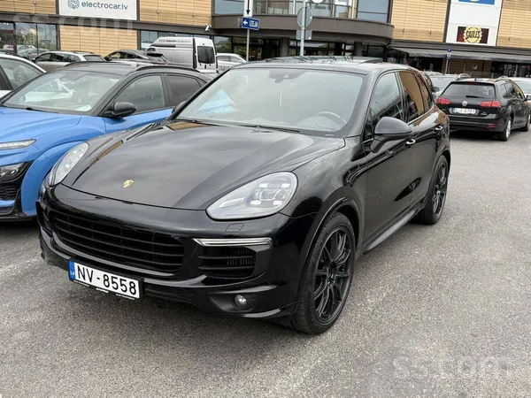Auto ir laba stāvokli, nomainīta elļa un visi filtri, jauni bremžu diski. O.