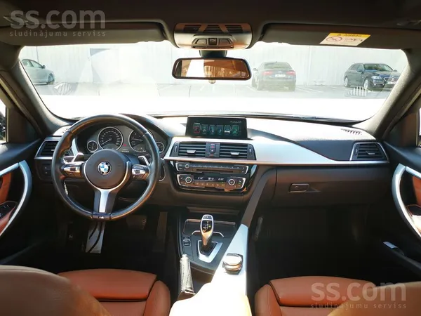 BMW Pārdodu BMW 320i M Sport