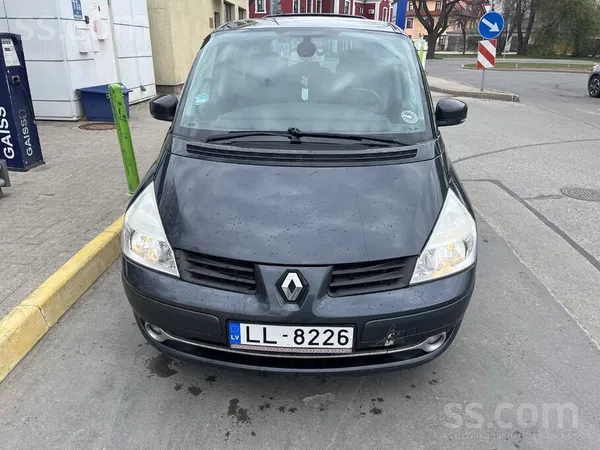 Pārdodu auto – ļoti liels un ietilpīgs, ērts gan ikdienai, gan ģimenes vajad
