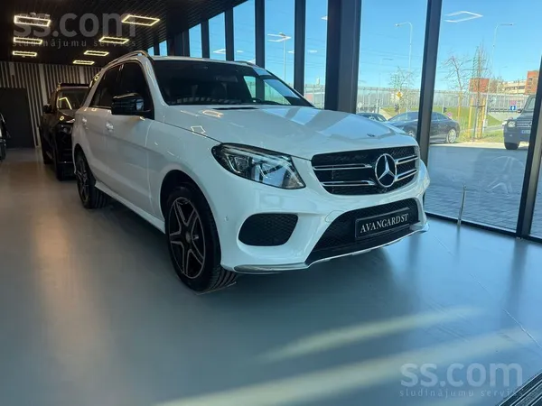 Mercedes Kopts un mīlēts. Eļļa tika mainīta katri 10000km.