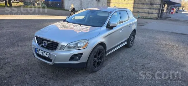 Volvo Pārdodu Volvo Xc60 2.4 D5 dīzeli 184, 91 zs. 2009.