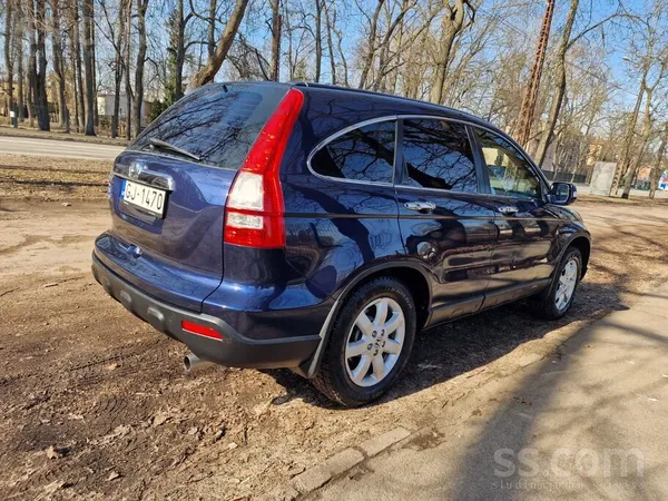 Honda Машина в хорошем техническом и визуаьном состоянии