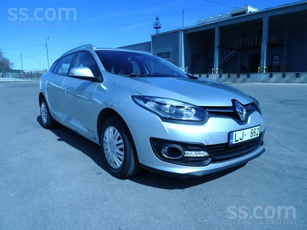 Renault Tiek pārdots Renault Megane universālis 4490 Eur (