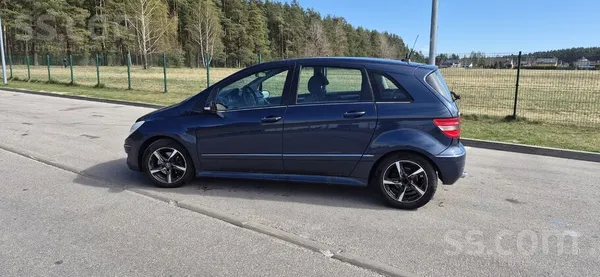 Pārdodu Mercedes B klases dīzeli. Tehniski labā stāvoklī. Nekas negrab, nečī