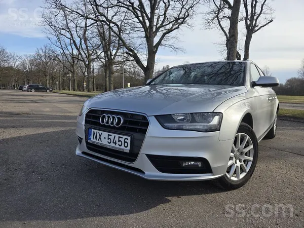 Audi Pārdodu Audi A4 Avant B8 2012. gada, 2.0 Tdi Facel