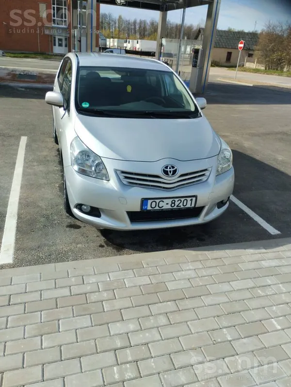 Toyota Toyota Verso, 2.2 dīzelis, 6 pārnesumkārba, nesen 
