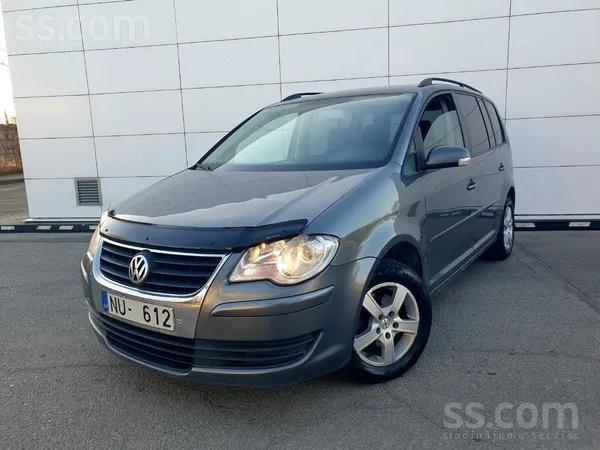 Volkswagen Automāts. 1.9Tdi 77kw. 7 sēdvietas. Facelift. Ekan