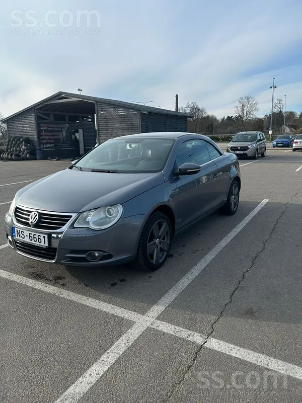 Pārdodu 2009. gada 1.4t Volkswagen Eos special edition kabrioletu ar cieto j