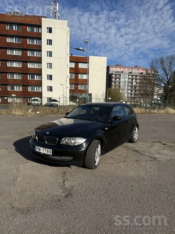 BMW Pārdodu BMW 120D 130Kw ar tikko izietu tehnisko ap