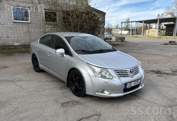 Pārdodas Toyota Avensis sedans 2011.gada ar 2.2 D4D 110kw dīzeļdzinēju, aprī
