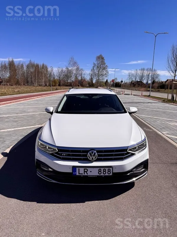 Volkswagen Sakarā ar jauna auto iegādi pārdodu VW Passat B8 4