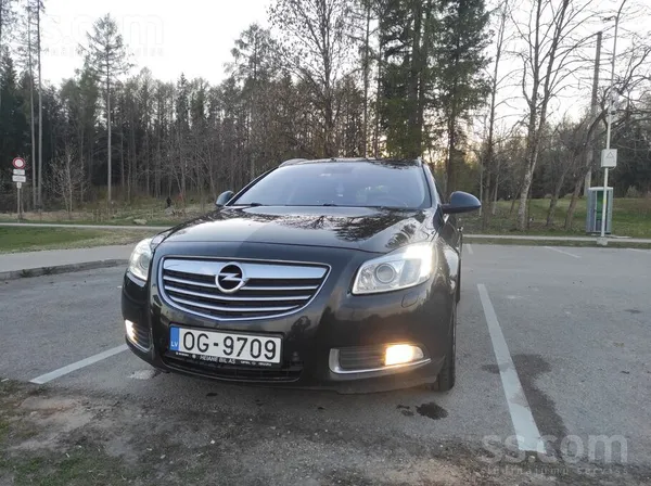 Opel Insignia 2009g. Labā tehniskā un vizuāla stāvoklī.