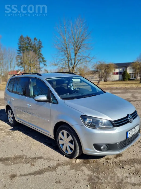 Volkswagen Pārdodu ģimenes auto, nupat veiktas apkopes- eļļa