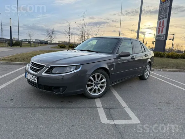 Saab Pārdodu uzticamu un komfortablu Saab 9-5 ar ekonom