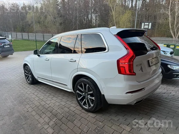 Volvo Pārdodu koptu un labi uzturētu Volvo Xc90 Inscript