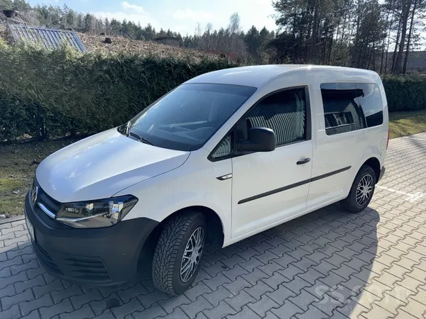 Firma pārdod VW Caddy ideālā stāvoklī. Visas apkopes savlaicīgi veiktas pie
