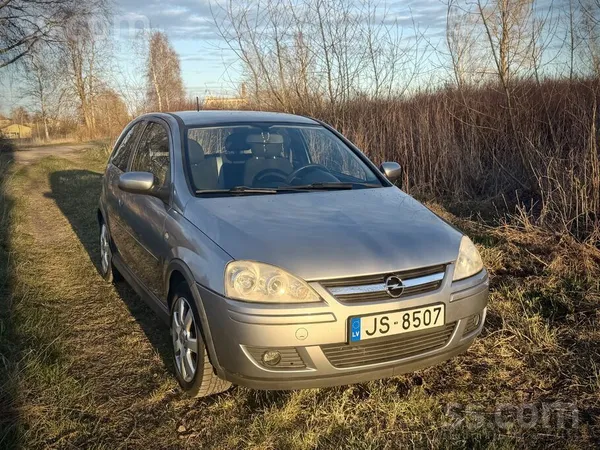 Ekonomiska 1.0 Astra labā stāvoklī. Derīga TA. Mazs nobraukums. 

Ir lieti