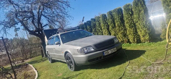 Audi Pardodu darba auto Quattro
