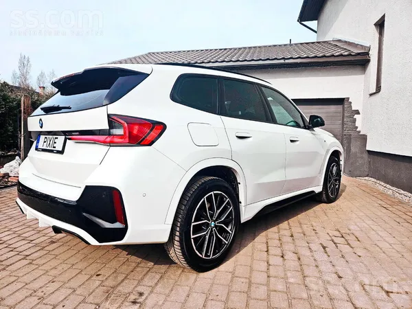 BMW Automašīna pirkta jauna Latvijā.