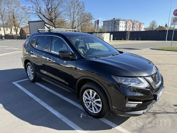 Nissan X-Trail, ar 1.7 Dīzeļa dzinēju un Manuālo ātrumkārbu. Vidējais degvie
