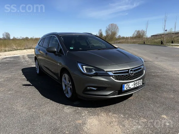 Opel Pārdodu Opel Astra Sport Tourer+