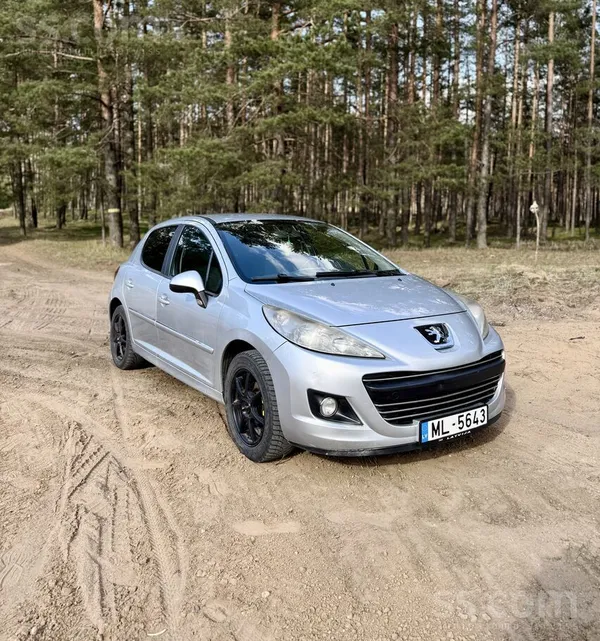 Peugeot 207 (2010), Jauna TA 04.2027. Nodoklis samaksāts. 

Pārdodu uztica