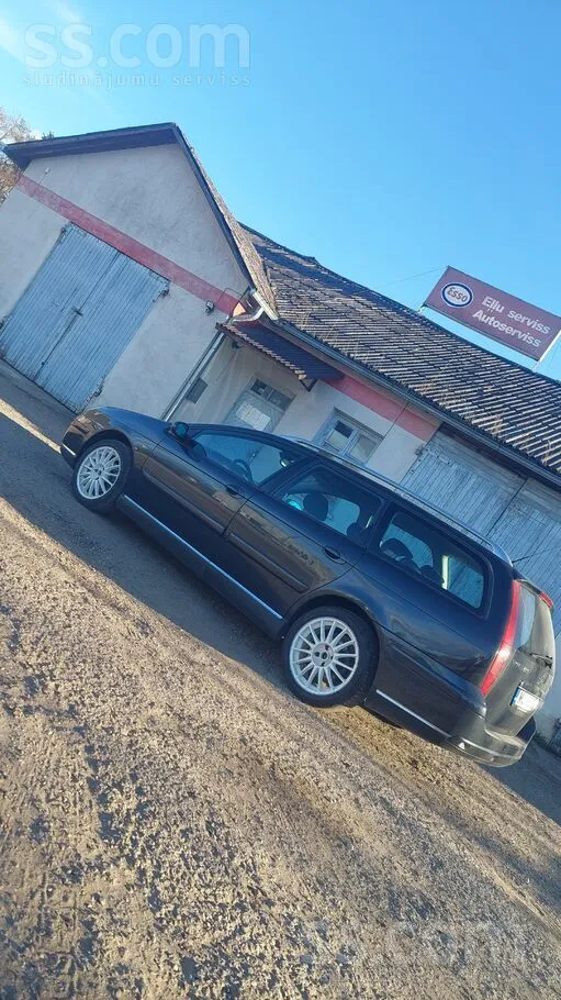 Citroen Pārdodu auto labā tehniskā un vizuālā stāvoklī, ie