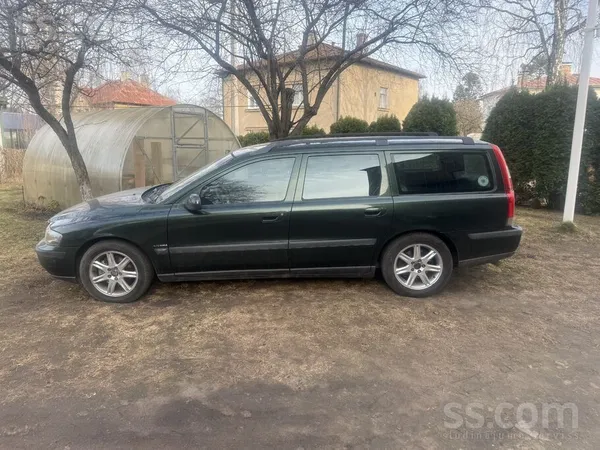 Volvo Pārdodu Volvo V70 2.4i (125kw/170Zs), februārā bei