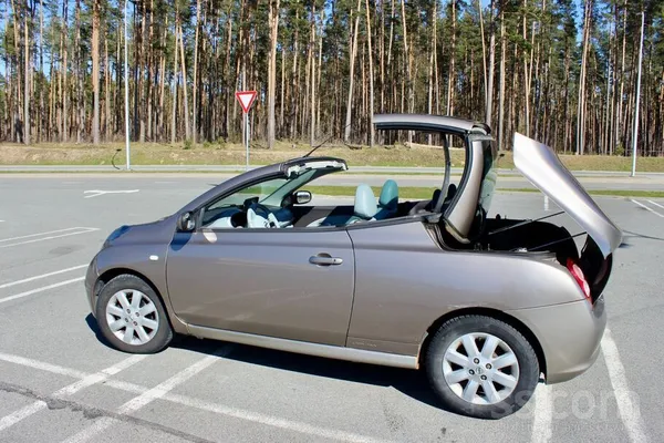 Pārdošanā Nissan Micra Cabriolet ar 1, 6l benzīna dzinēju un automātisko ātr