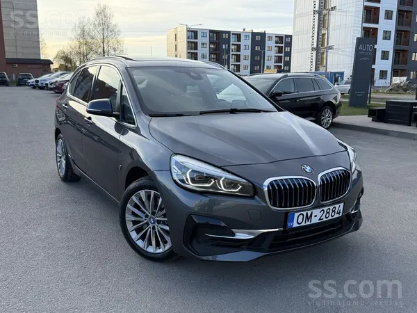Bmw 225xe , Plug In Hybrid , 1.5 Benzins , Automāts. 

Originals odometra