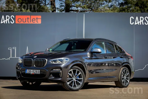 BMW BMW X4 M40D ar 3.0 litru dizeļdzinēju un automātis