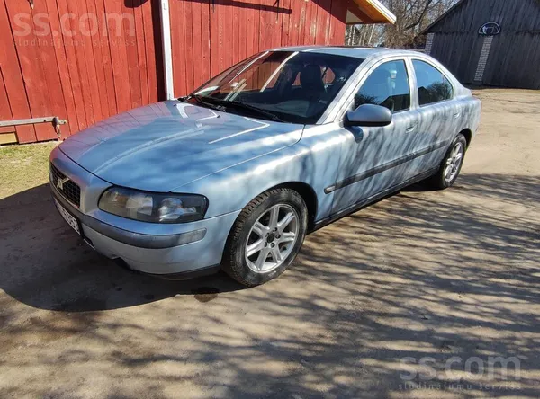 Volvo Pārdod Volvo S60 2.4 benzīns. TA līdz 03.06.2026. 
