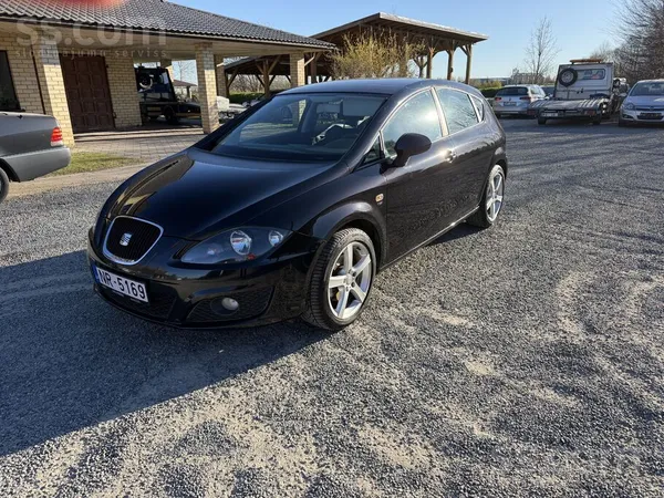 Pārdod automašīnu Seat Leon, Atvedu no Vācijas 2023 gadā, Brauca pensionāru