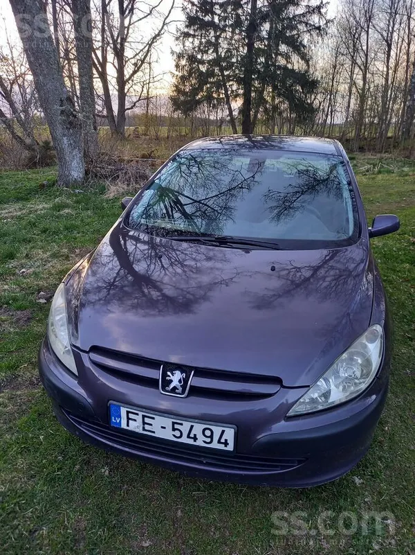Pārdod Peugeot 307
2 atslēgas, rezerves ritenis
Nodoklis nomaksāts par gad