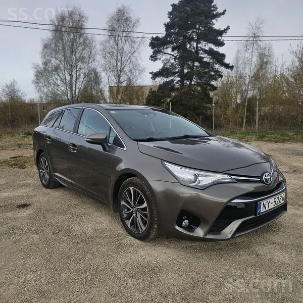 Toyota Avensis 2, 0D-4D , Lielisks vizuālais un tehniskais stāvokļis, Ļoti l