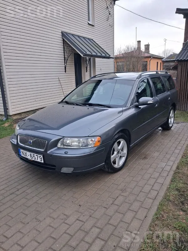 Volvo V70, 2.4 dīzelis, jauda 136 kw, manuālis 6 ātrumi,
