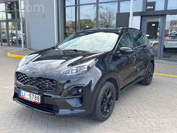 Pārdodam Kia Sportage Black Edition 1, 6l diesel. Automašīna pirkta Latvijā,