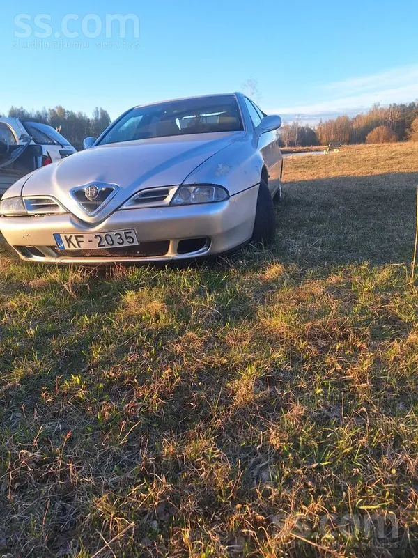 Alfa-romeo 166