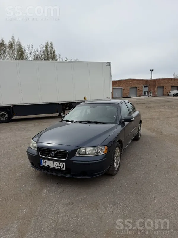 Pārdodu Volvo S60 (120kw)ar vakar izietu tehnisko apskati .
Savārīti jauni