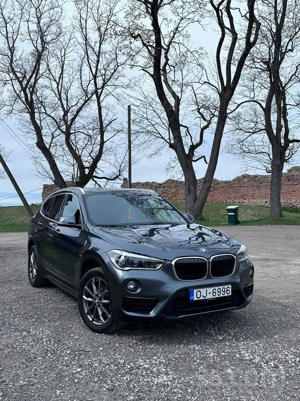 BMW BMW X1 2.0D 140kW xDrive. Тех-осмотр до 24.09.2027