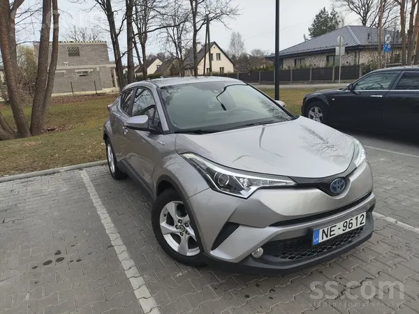 Toyota Toyota C-Hr Hybrid Style 1.8, 2018.g. – teicamā st