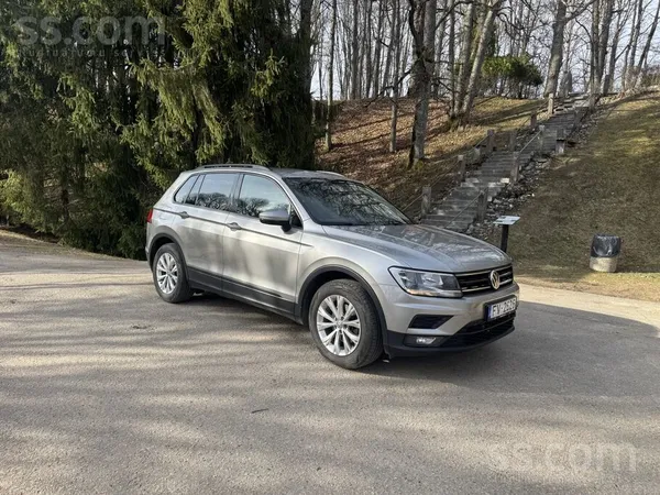 Pārdod Volkswagen Tiguan 2018. gada, oriģināls nobraukums, 2.0 dīzelis, 6 -