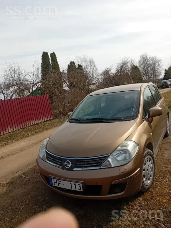 Steidzīgi pārdodu auto labā tehniskā un vizuālā stāvoklī. 
Iegādāts Latvijā