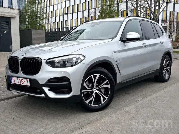 Garantija/ X3 30e/ xDrive / Plug-in Hybrid/ Carplay/ 3-zonu Klimata kontrole