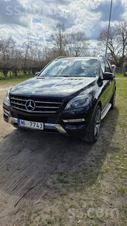 Mercedes Pārdošanā kopts auto. Labā tehniskā un vizuālā stā